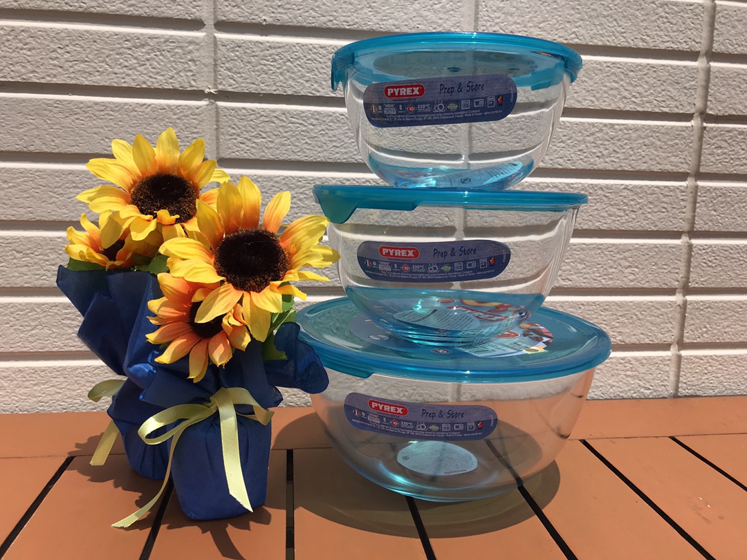 お料理の幅が広がる!【PYREX フタ付き耐熱ガラスボウル お料理の幅が広がる!【PYREX フタ付き耐熱ガラスボウル