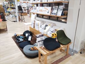 骨盤をサポート！＆メディカルのクラシート │ how's -株式会社