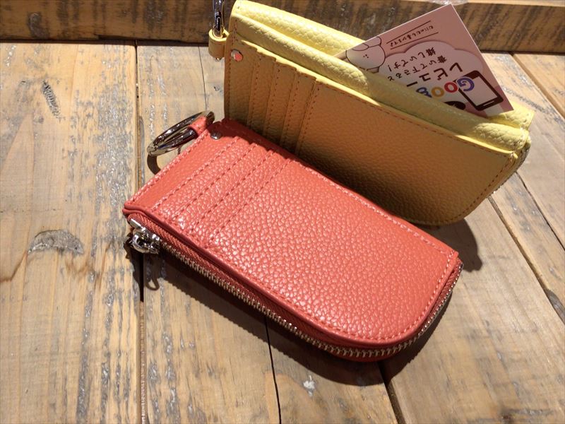 週末限定♪極上美品☆カヴァキーニョ&ハードケース　Ａ MACARONIC STYLE 『シュリンクキーケース』 │ how's -株式会社ハウズ