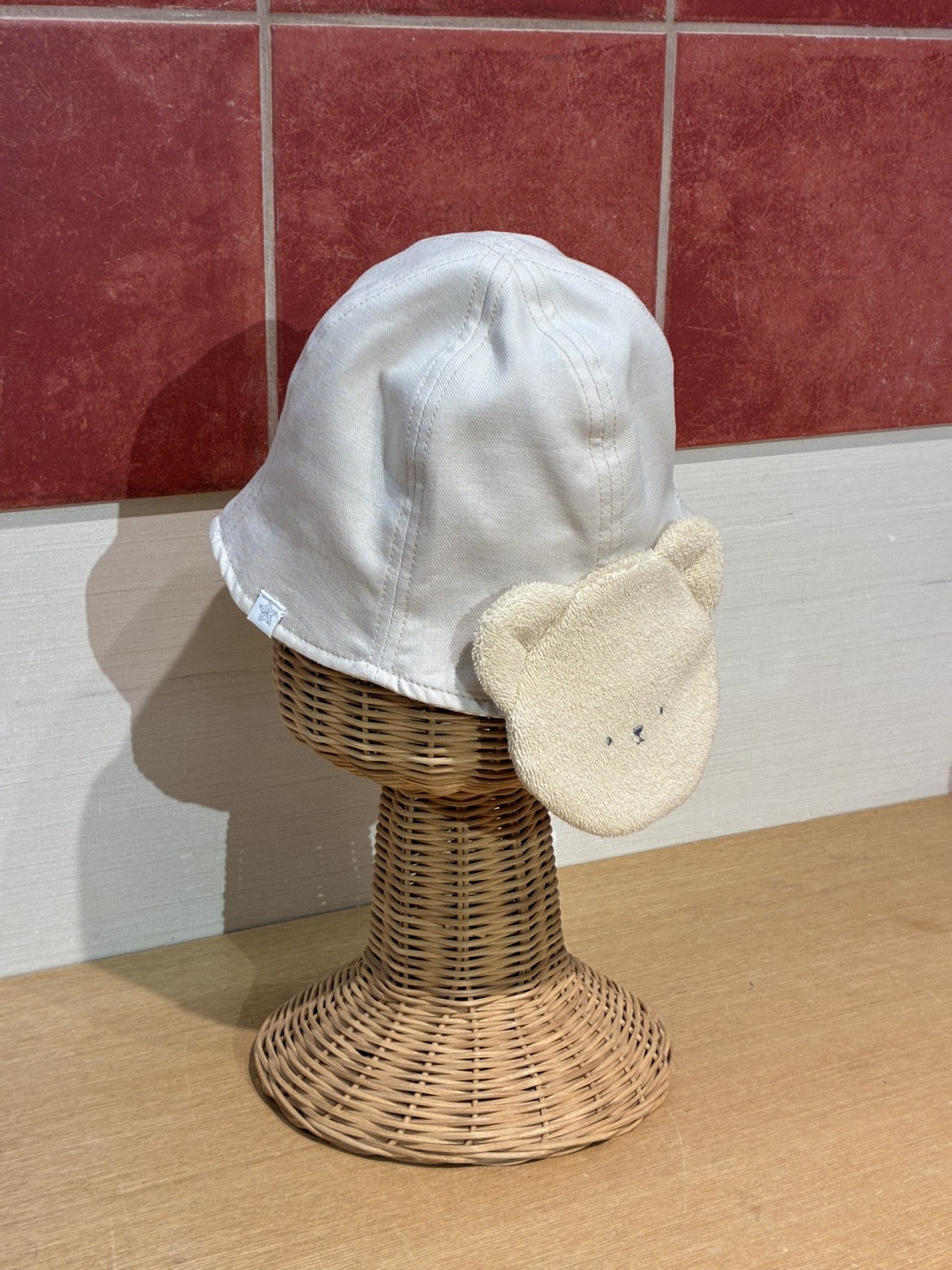 お散歩に♪キッズ用帽子 │ how's -株式会社ハウズ ポータルサイト-